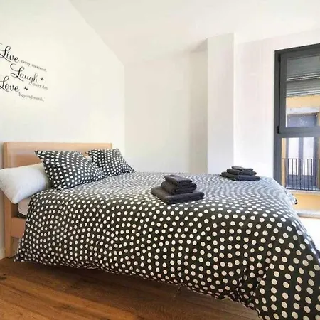 Stunning W Amazing Views In Appartamento Girona