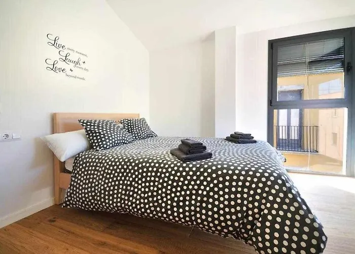 Stunning W Amazing Views In Appartamento Girona