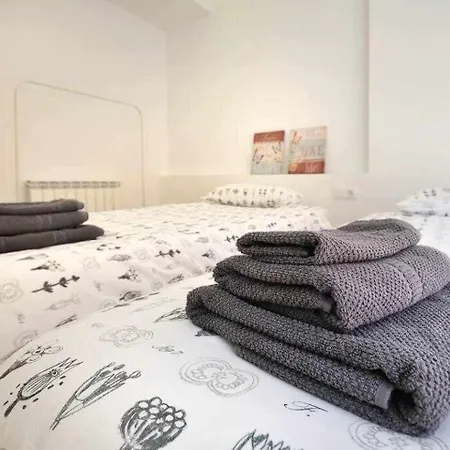 Stunning W Amazing Views In Appartement