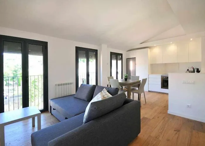 Stunning W Amazing Views In *