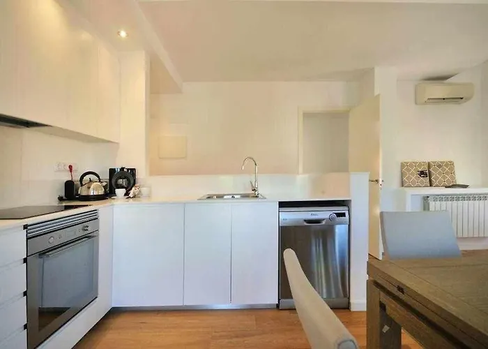 Stunning W Amazing Views In Daire Girona